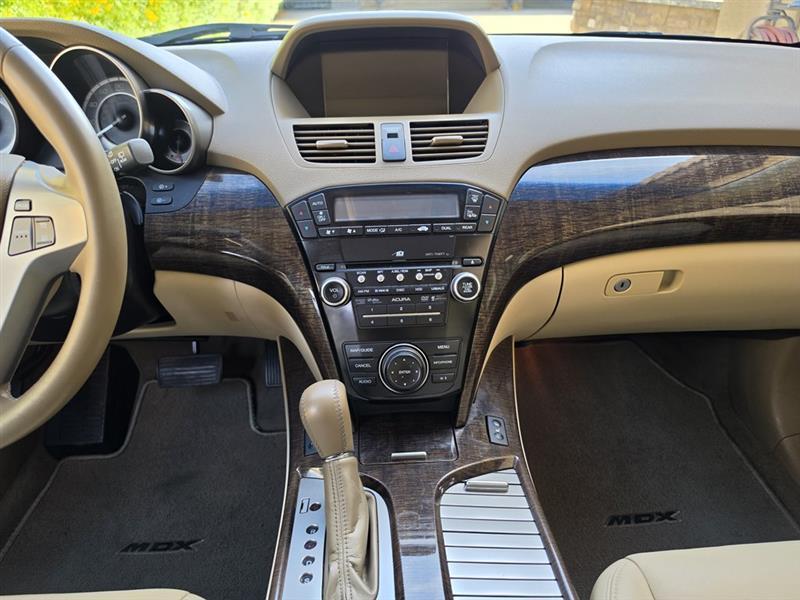 Acura MDX 6-Spd AT w/Tech Package 2013