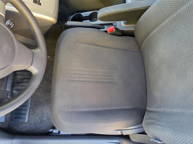 Scion xB 5-Door Wagon 5-Spd MT 2010