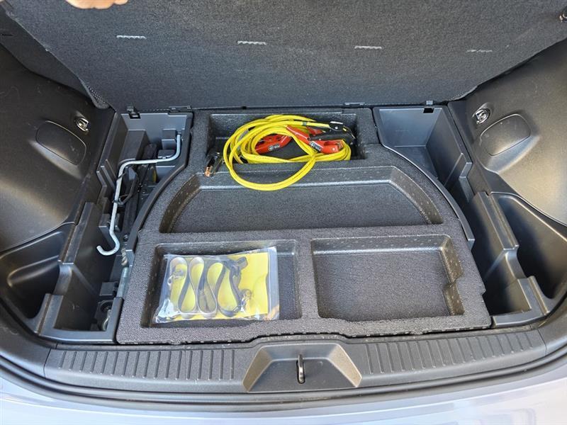 Scion xB 5-Door Wagon 5-Spd MT 2010