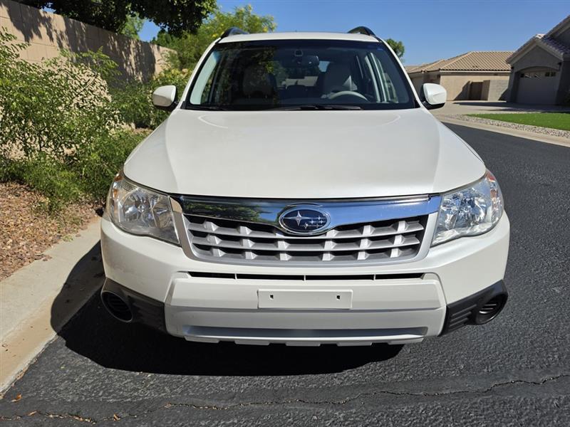 Subaru Forester 2.5X Premium 2012
