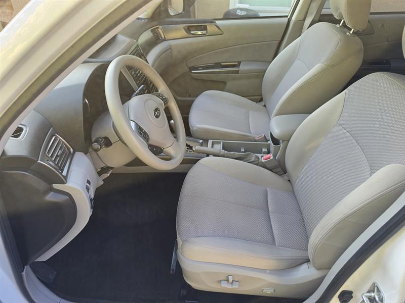 Subaru Forester 2.5X Premium 2012