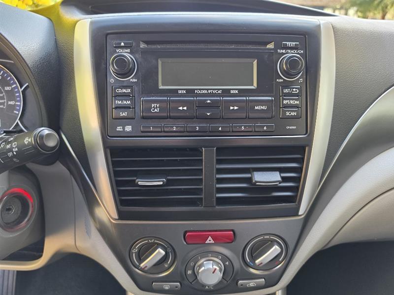 Subaru Forester 2.5X Premium 2012
