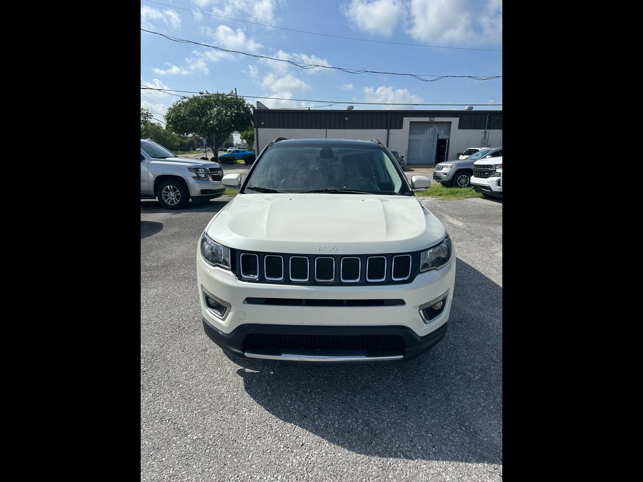 2018 Jeep Compass Limited's photo