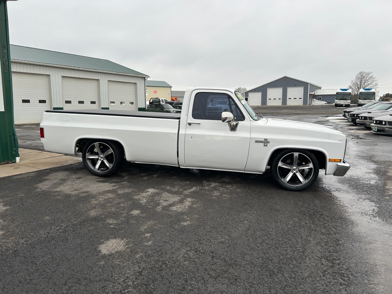Chevrolet R10 Regular Cab 2WD 1987