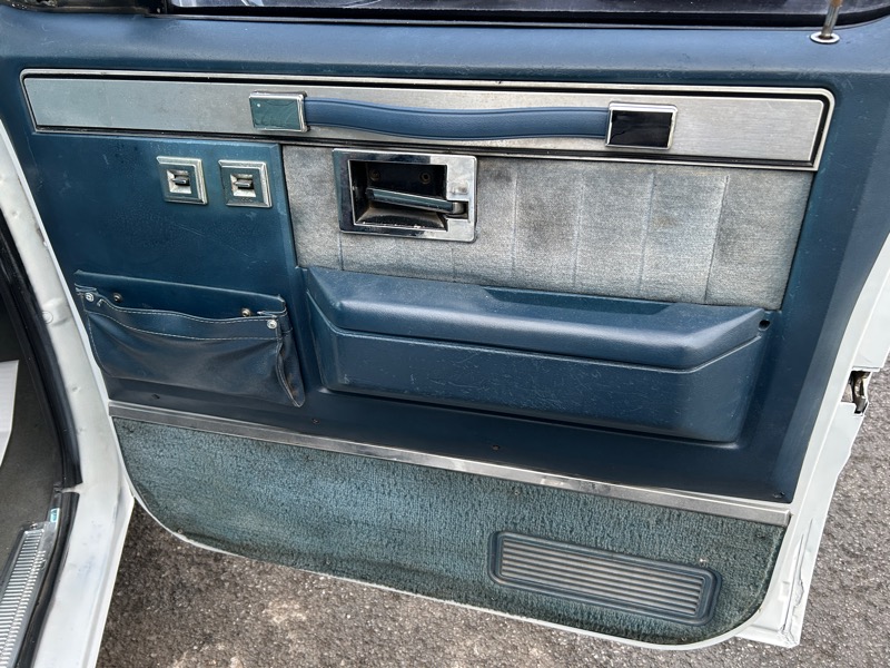 Chevrolet R10 Regular Cab 2WD 1987