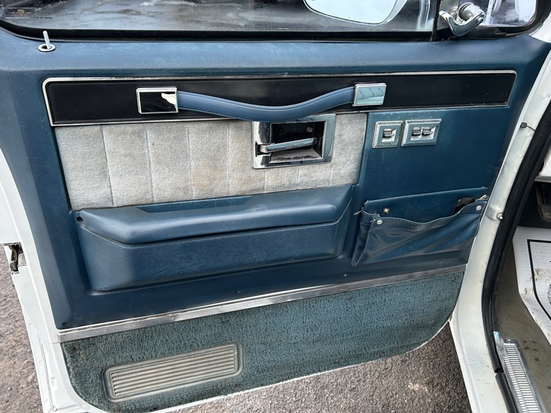 Chevrolet R10 Regular Cab 2WD 1987