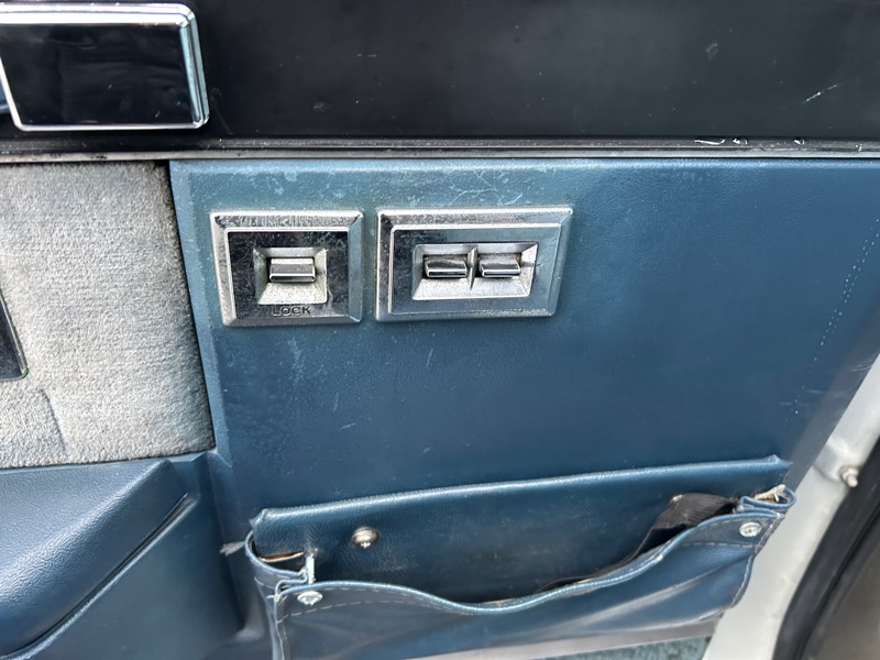 Chevrolet R10 Regular Cab 2WD 1987