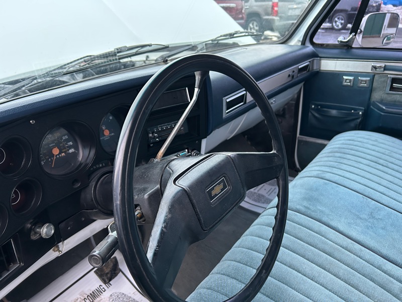 Chevrolet R10 Regular Cab 2WD 1987