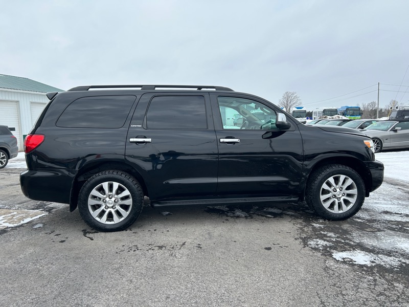 Toyota Sequoia Limited 4WD 2012