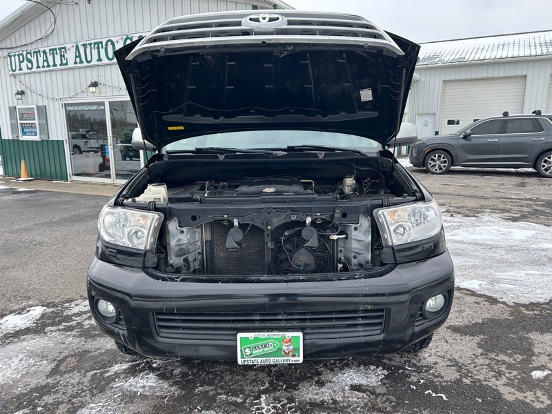 Toyota Sequoia Limited 4WD 2012