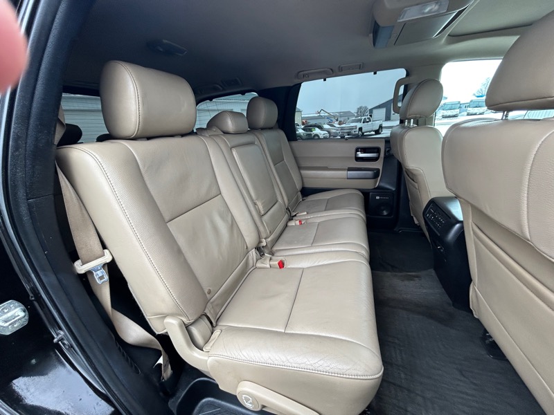 Toyota Sequoia Limited 4WD 2012