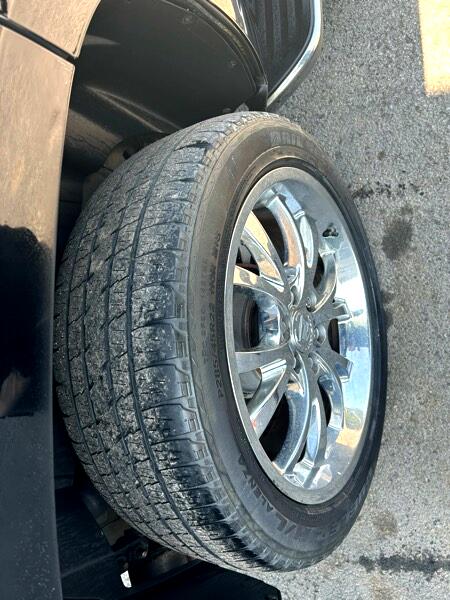 Cadillac Escalade AWD 2011 Cadillac Escalade AWD 2011
