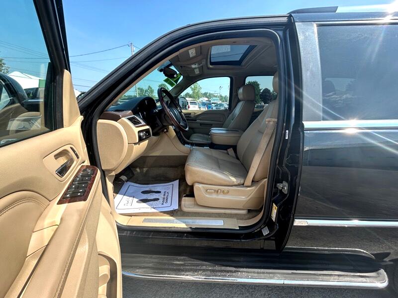 Cadillac Escalade AWD 2011 Cadillac Escalade AWD 2011