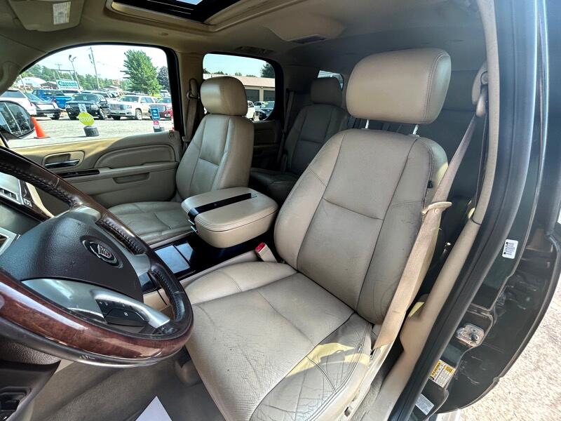 Cadillac Escalade AWD 2011 Cadillac Escalade AWD 2011