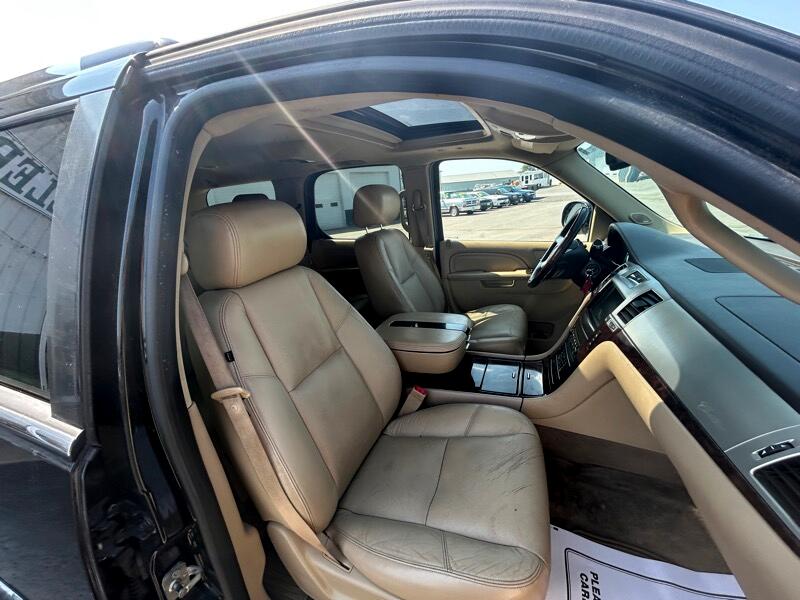 Cadillac Escalade AWD 2011 Cadillac Escalade AWD 2011