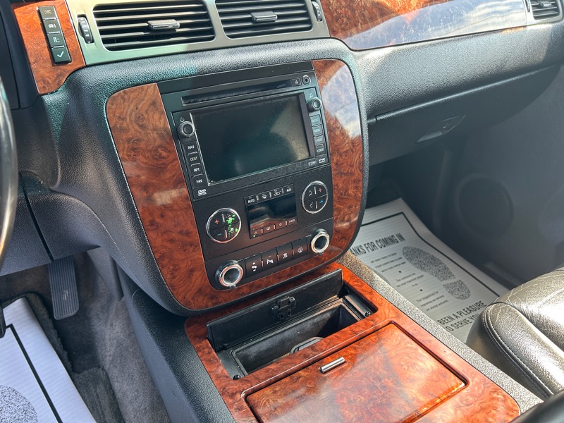 Chevrolet Tahoe LTZ 4WD 2008 Chevrolet Tahoe LTZ 4WD 2008