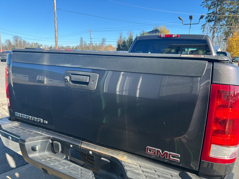 GMC Sierra 2500HD SLE Crew Cab Long Box 4WD 2010 GMC Sierra 2500HD SLE Crew Cab Long Box 4WD 2010