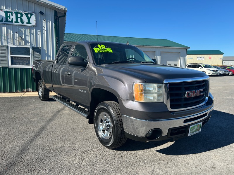 GMC Sierra 2500HD SLE Crew Cab Long Box 4WD 2010 GMC Sierra 2500HD SLE Crew Cab Long Box 4WD 2010