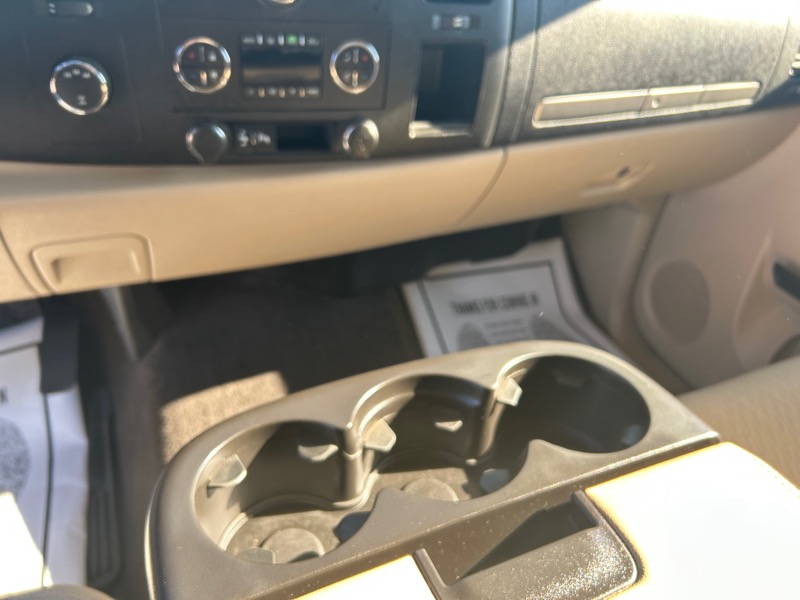 GMC Sierra 2500HD SLE Crew Cab Long Box 4WD 2010 GMC Sierra 2500HD SLE Crew Cab Long Box 4WD 2010