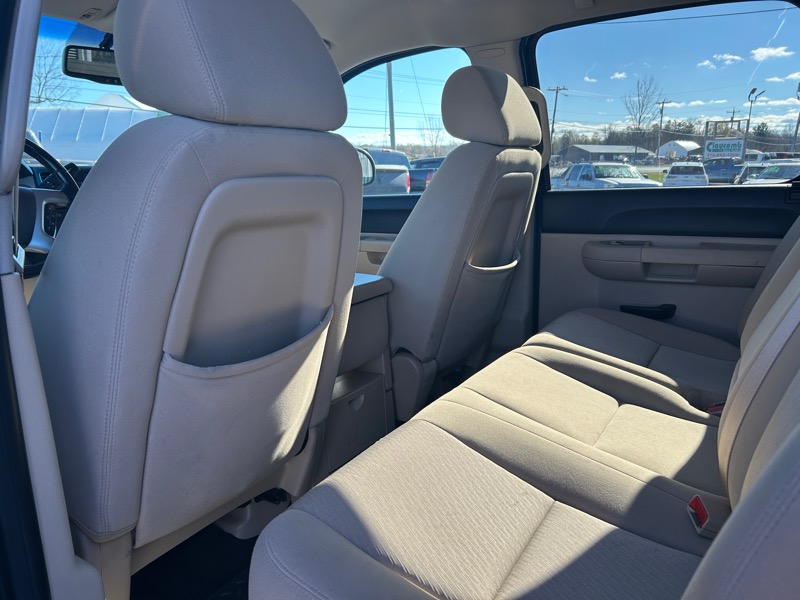 GMC Sierra 2500HD SLE Crew Cab Long Box 4WD 2010 GMC Sierra 2500HD SLE Crew Cab Long Box 4WD 2010