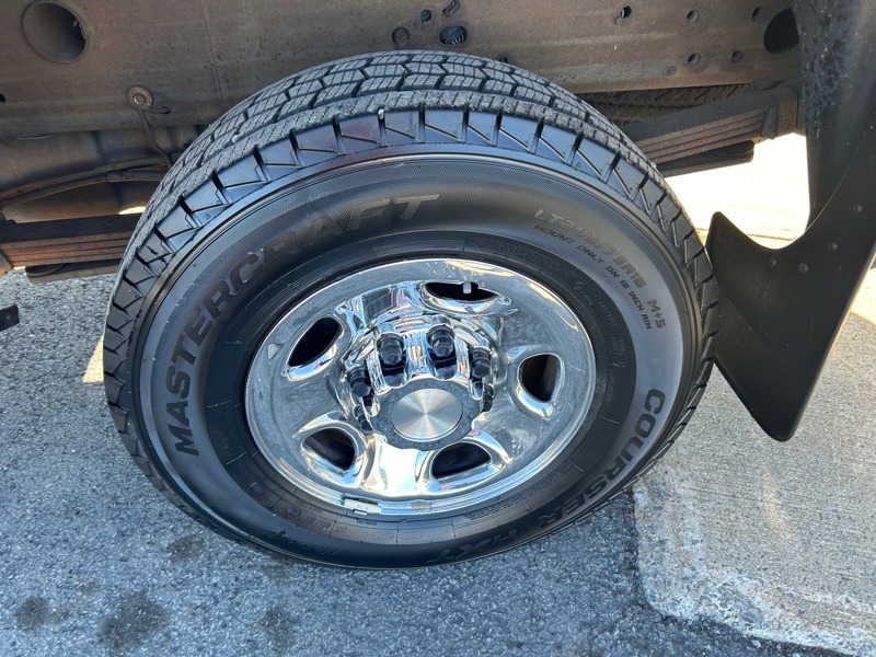 GMC Sierra 2500HD SLE Crew Cab Long Box 4WD 2010 GMC Sierra 2500HD SLE Crew Cab Long Box 4WD 2010