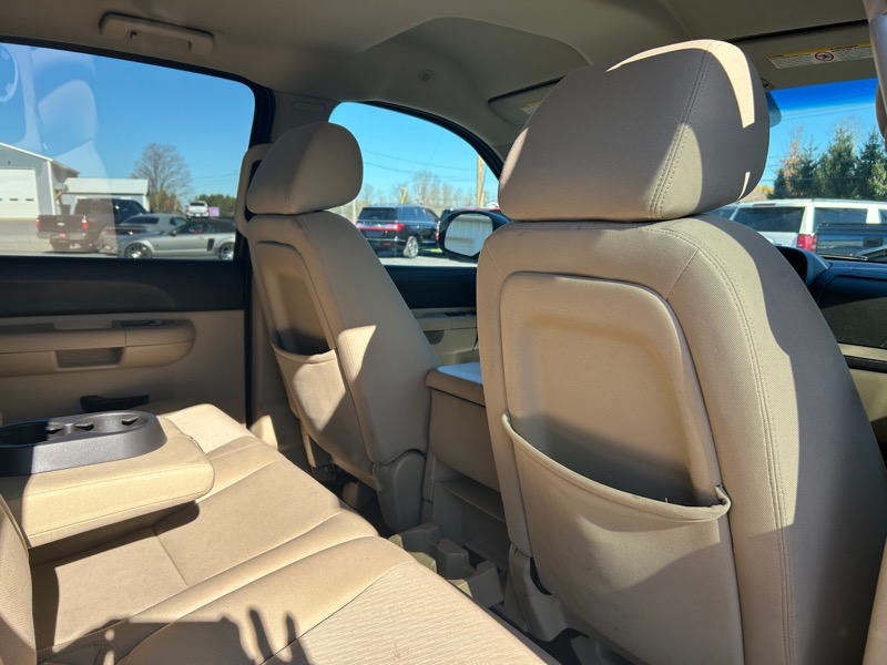 GMC Sierra 2500HD SLE Crew Cab Long Box 4WD 2010 GMC Sierra 2500HD SLE Crew Cab Long Box 4WD 2010