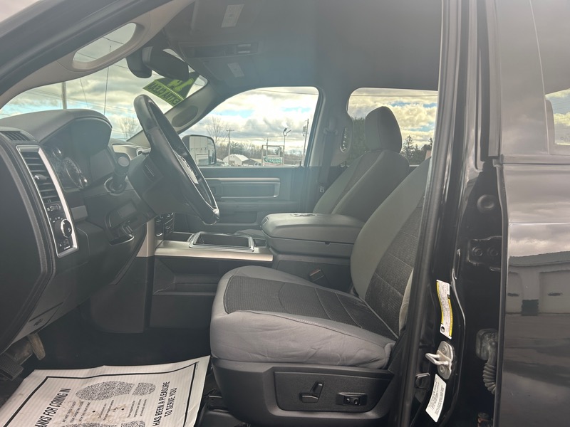 RAM 2500 SLT Crew Cab SWB 4WD 2014