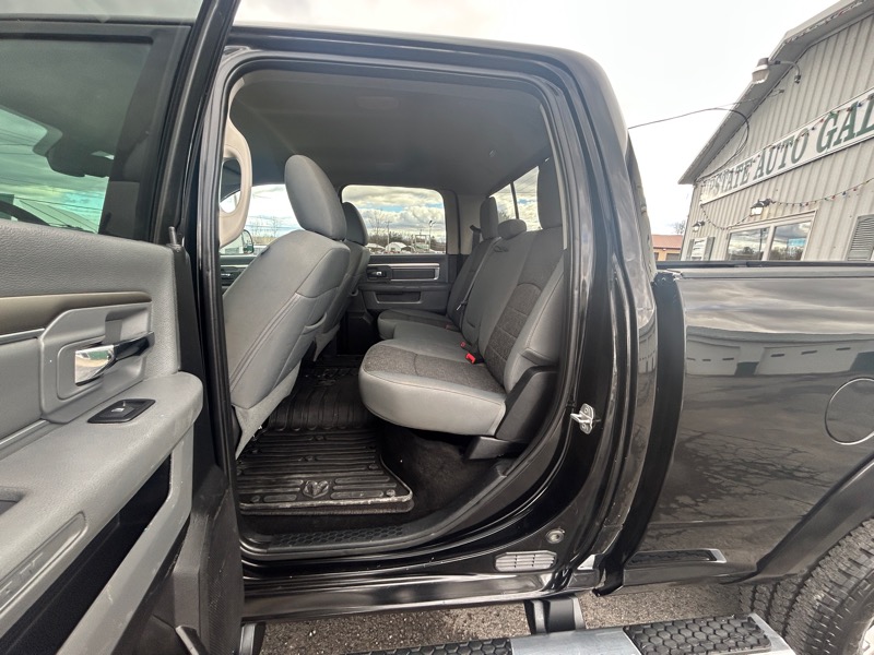 RAM 2500 SLT Crew Cab SWB 4WD 2014