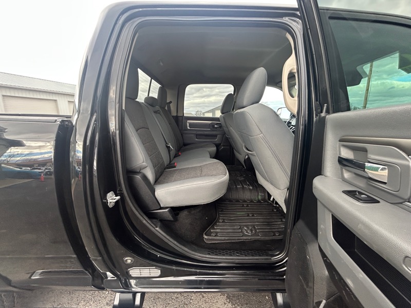 RAM 2500 SLT Crew Cab SWB 4WD 2014