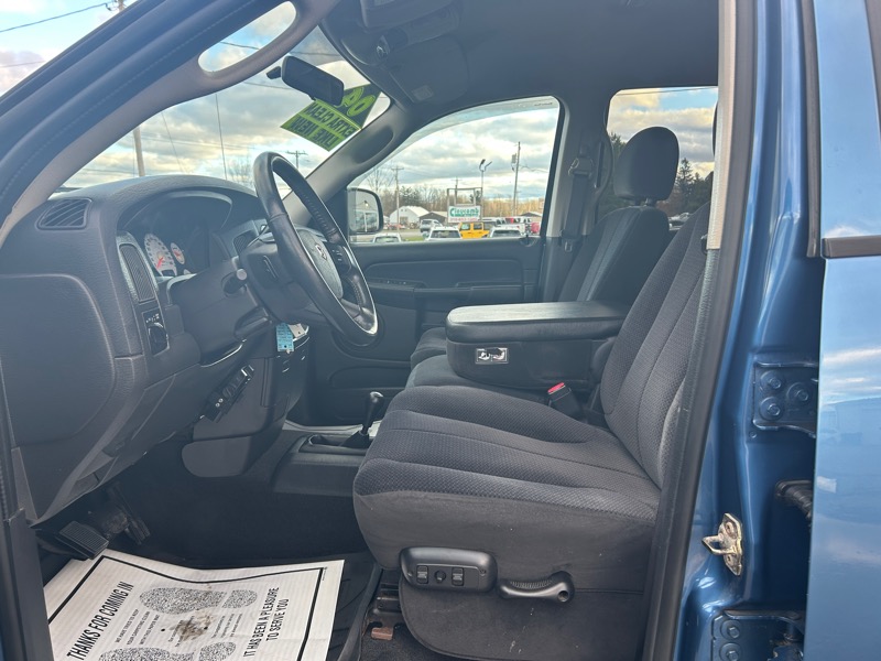 Dodge Ram 1500 Laramie Quad Cab Short Bed 4WD 2004