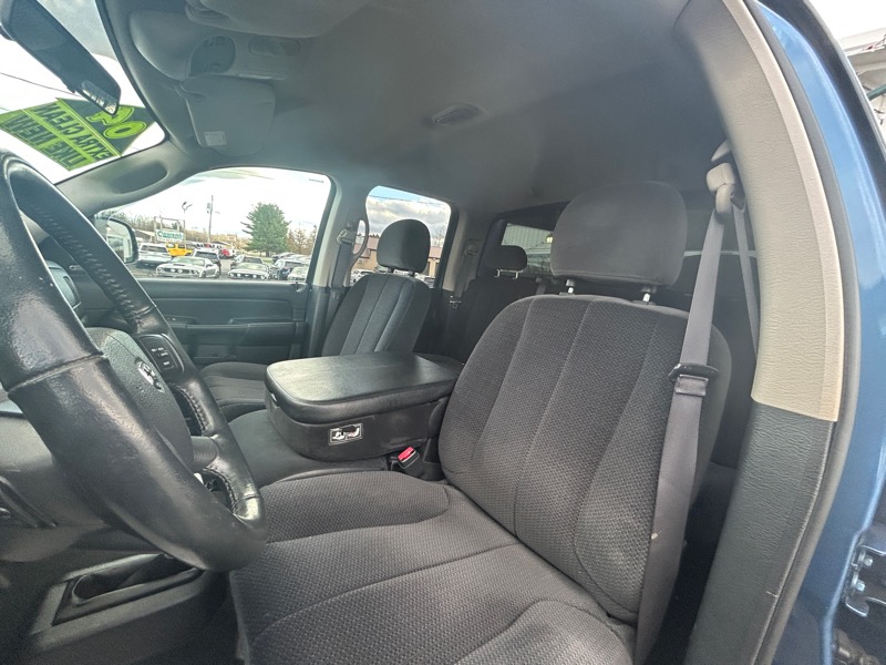 Dodge Ram 1500 Laramie Quad Cab Short Bed 4WD 2004