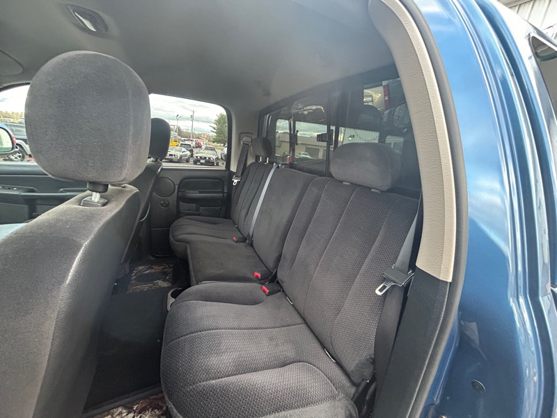 Dodge Ram 1500 Laramie Quad Cab Short Bed 4WD 2004