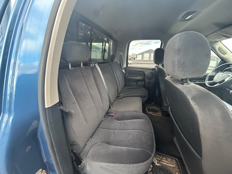 Dodge Ram 1500 Laramie Quad Cab Short Bed 4WD 2004