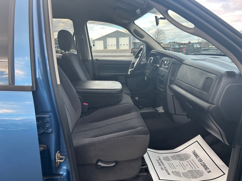 Dodge Ram 1500 Laramie Quad Cab Short Bed 4WD 2004