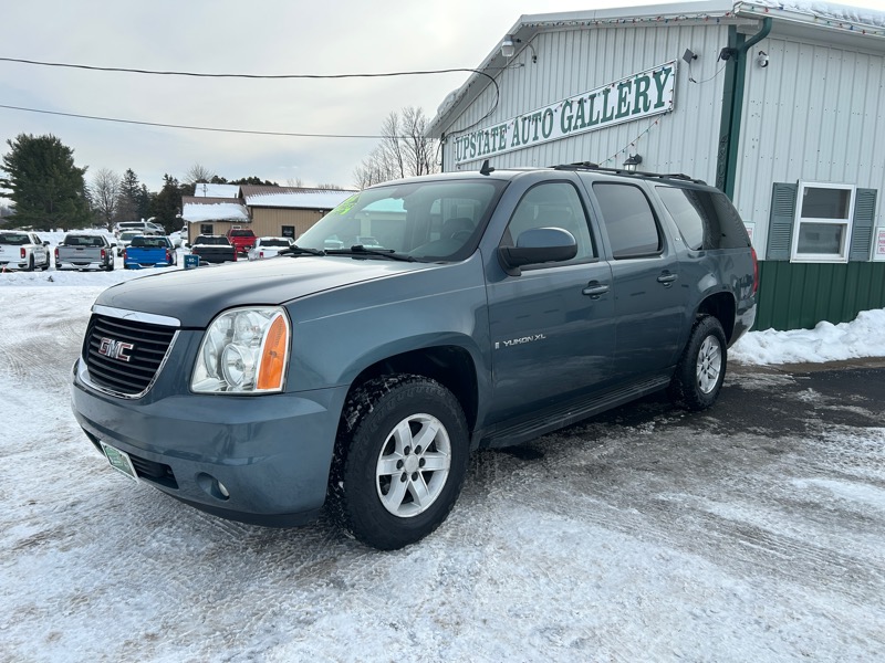 GMC Yukon XL SLT-2 1/2 Ton 4WD 2008