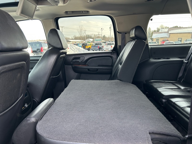 GMC Yukon XL SLT-2 1/2 Ton 4WD 2008