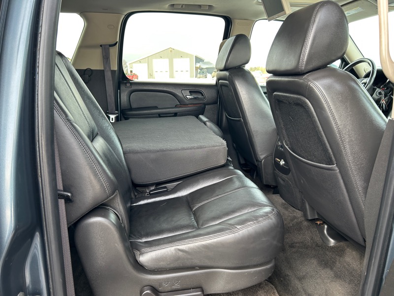 GMC Yukon XL SLT-2 1/2 Ton 4WD 2008