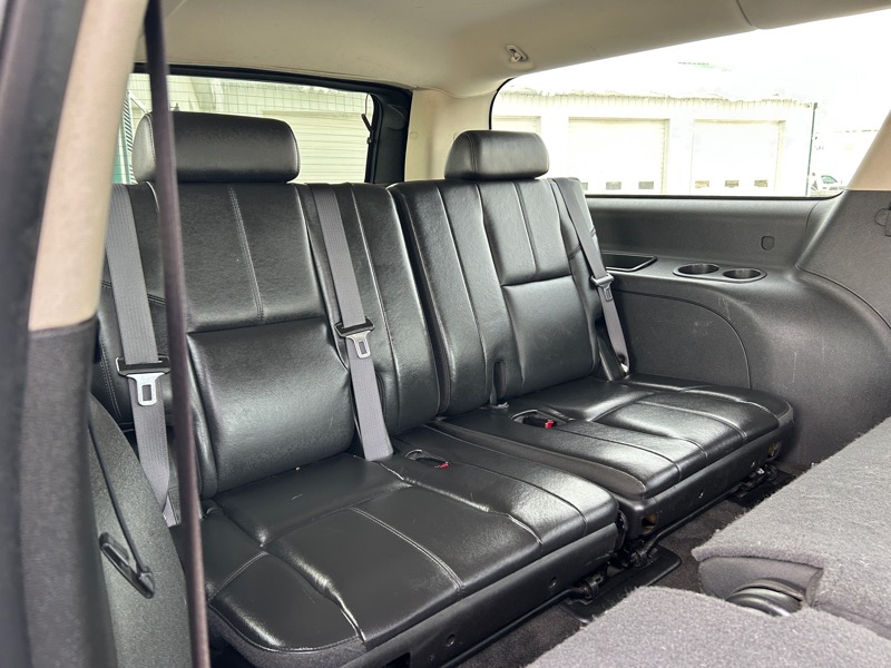 GMC Yukon XL SLT-2 1/2 Ton 4WD 2008