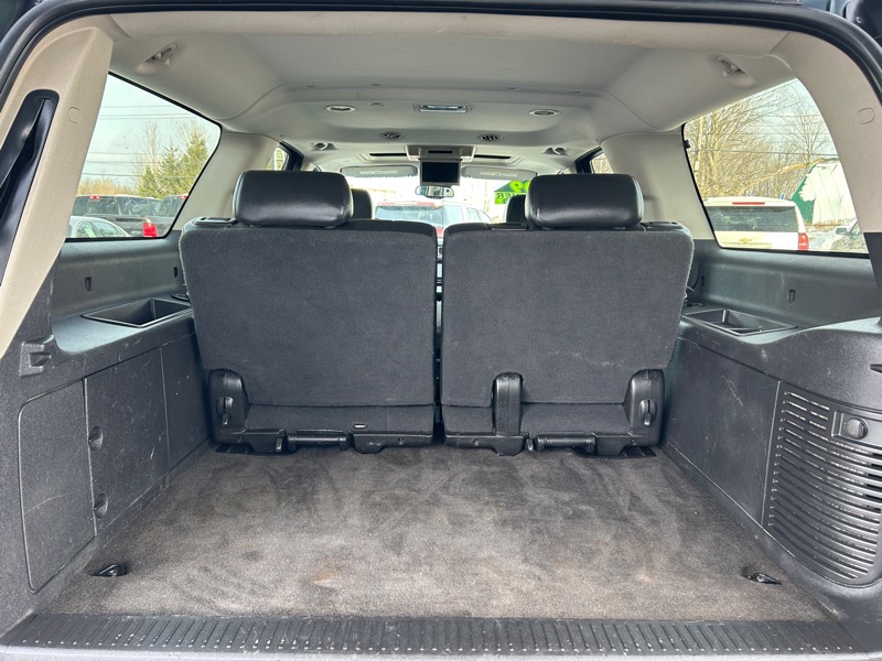 GMC Yukon XL SLT-2 1/2 Ton 4WD 2008