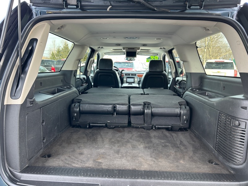 GMC Yukon XL SLT-2 1/2 Ton 4WD 2008