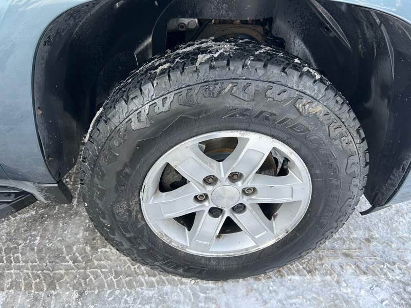 GMC Yukon XL SLT-2 1/2 Ton 4WD 2008