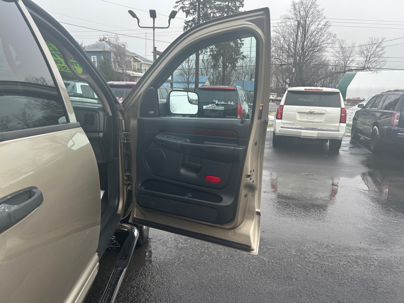 Dodge Ram 3500 ST Quad Cab Long Bed 4WD 2003