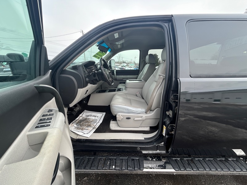 Chevrolet Silverado 2500HD LT1 Crew Cab Long Box 4WD 2009