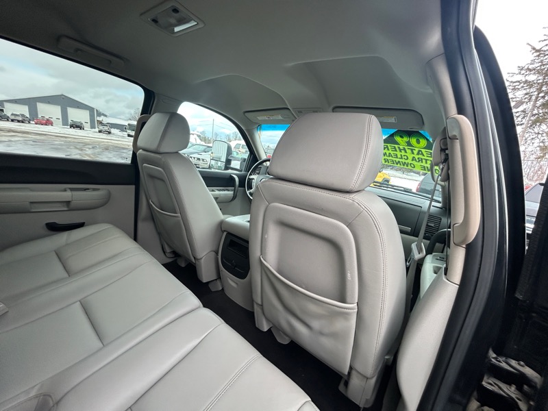 Chevrolet Silverado 2500HD LT1 Crew Cab Long Box 4WD 2009