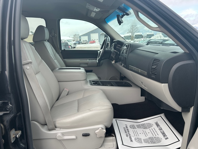 Chevrolet Silverado 2500HD LT1 Crew Cab Long Box 4WD 2009