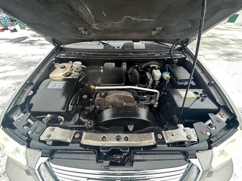 GMC Envoy SLE-1 4WD 2008