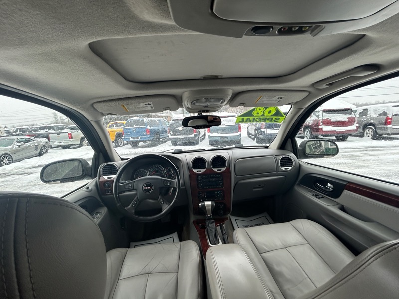 GMC Envoy SLE-1 4WD 2008