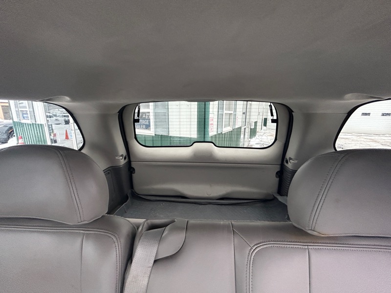 GMC Envoy SLE-1 4WD 2008