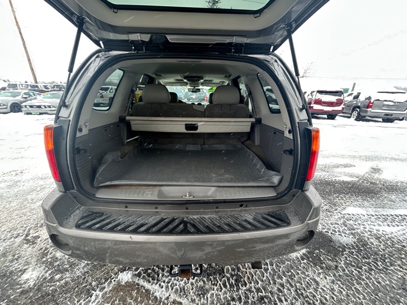 GMC Envoy SLE-1 4WD 2008