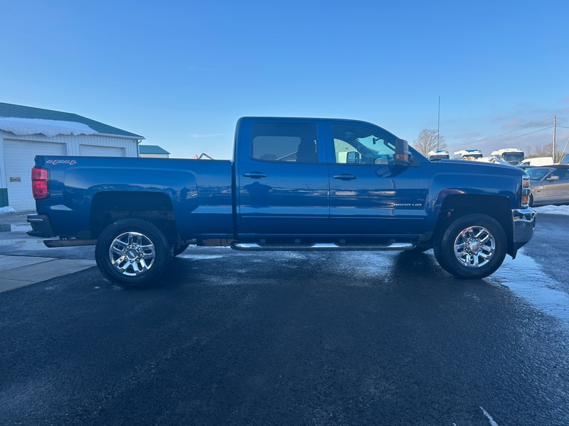 Chevrolet Silverado 2500HD LT Crew Cab 4WD 2017